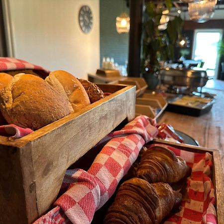 B&B Hotel De Vrije Vogel Elsloo  외부 사진