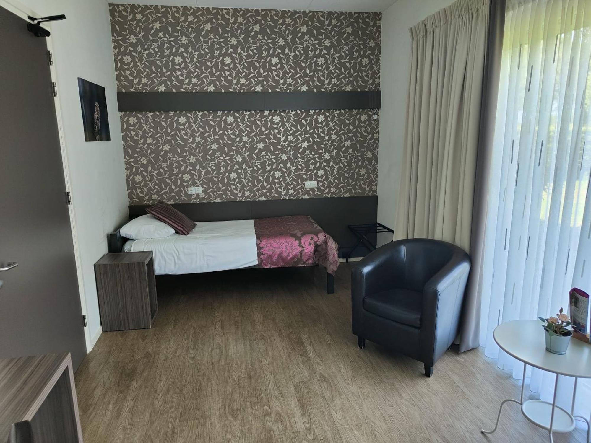 B&B Hotel De Vrije Vogel Elsloo  외부 사진